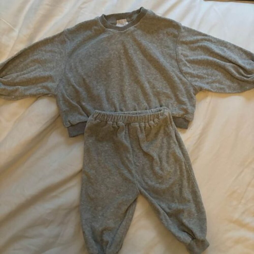 Kindly the Label 1T Terrycloth Set in Grey